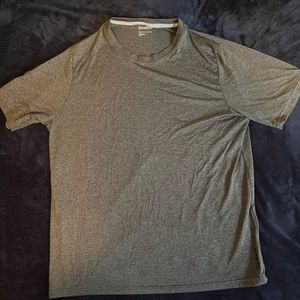 Reebok XL T-Shirt